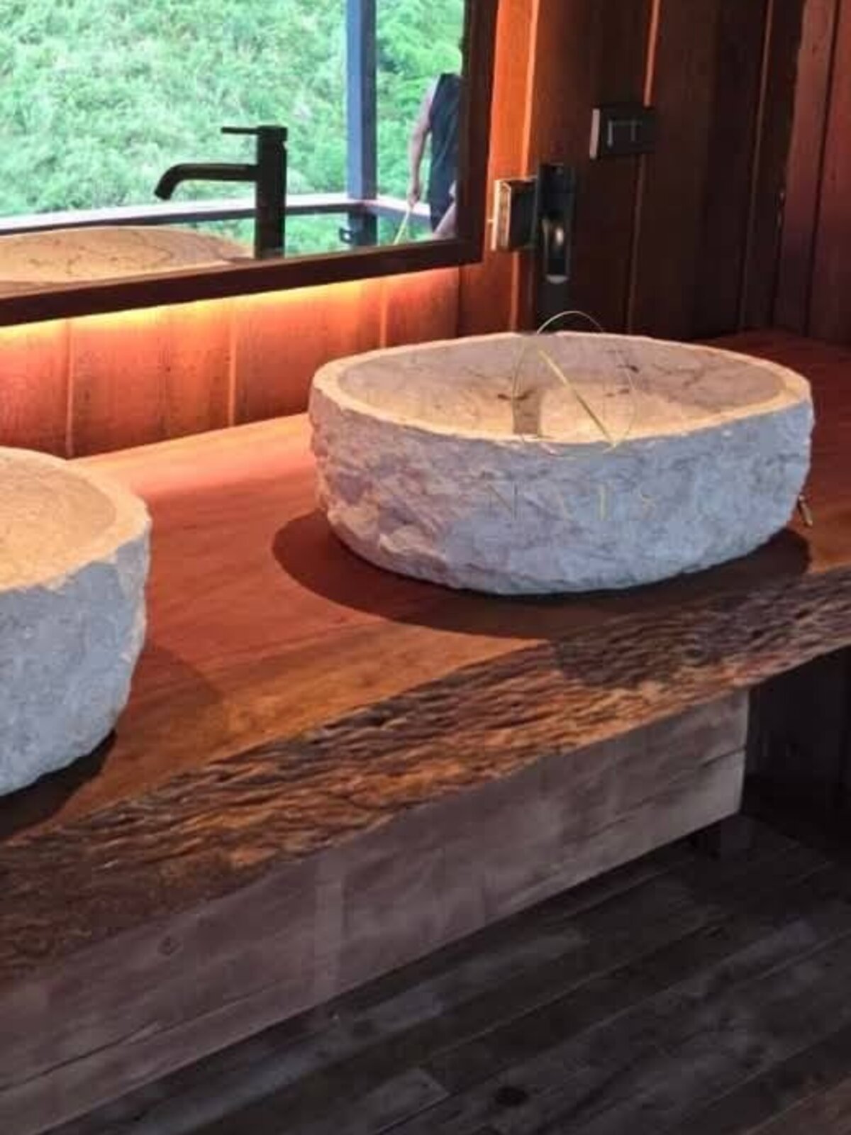 Rice Raw Vessel — หินทราเวอร์ทีน